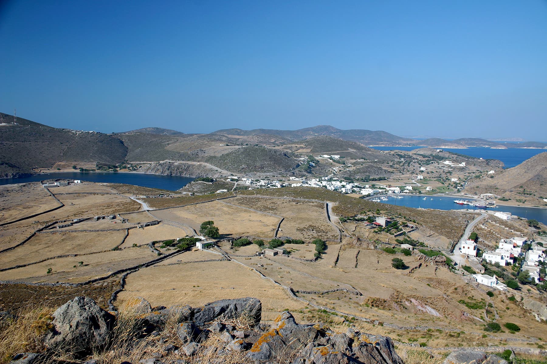Central Bays