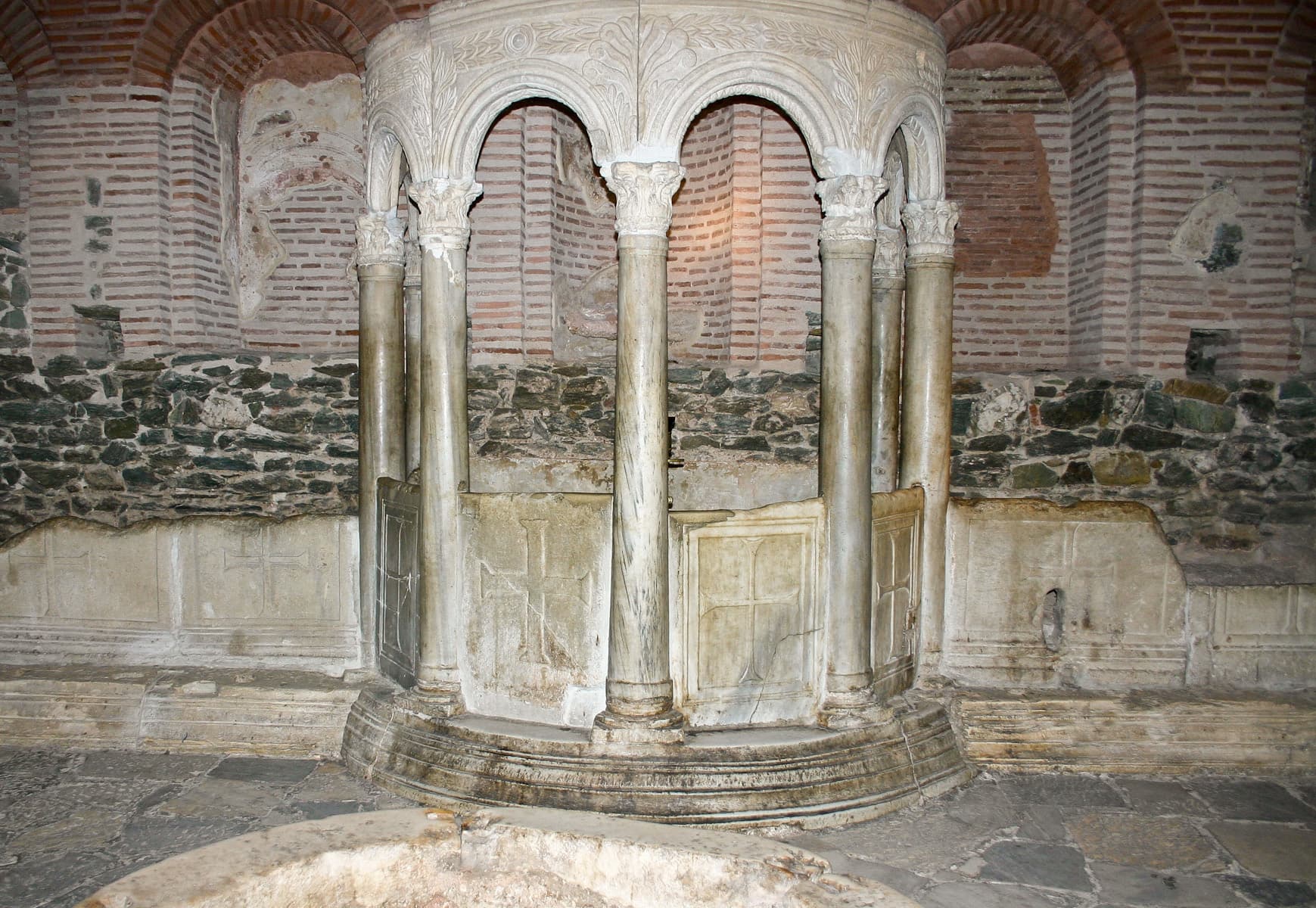 Crypt