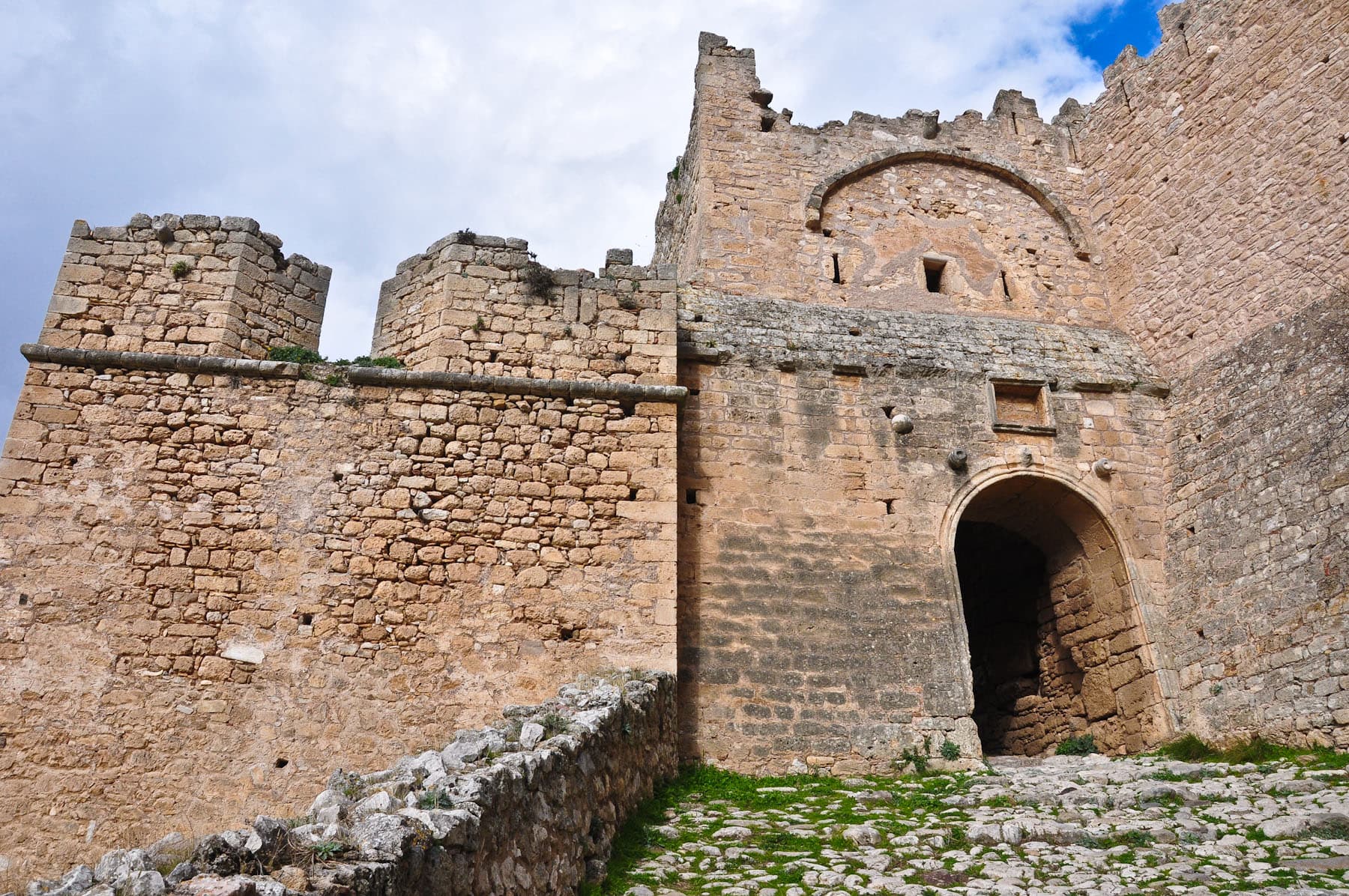 Middle Gate