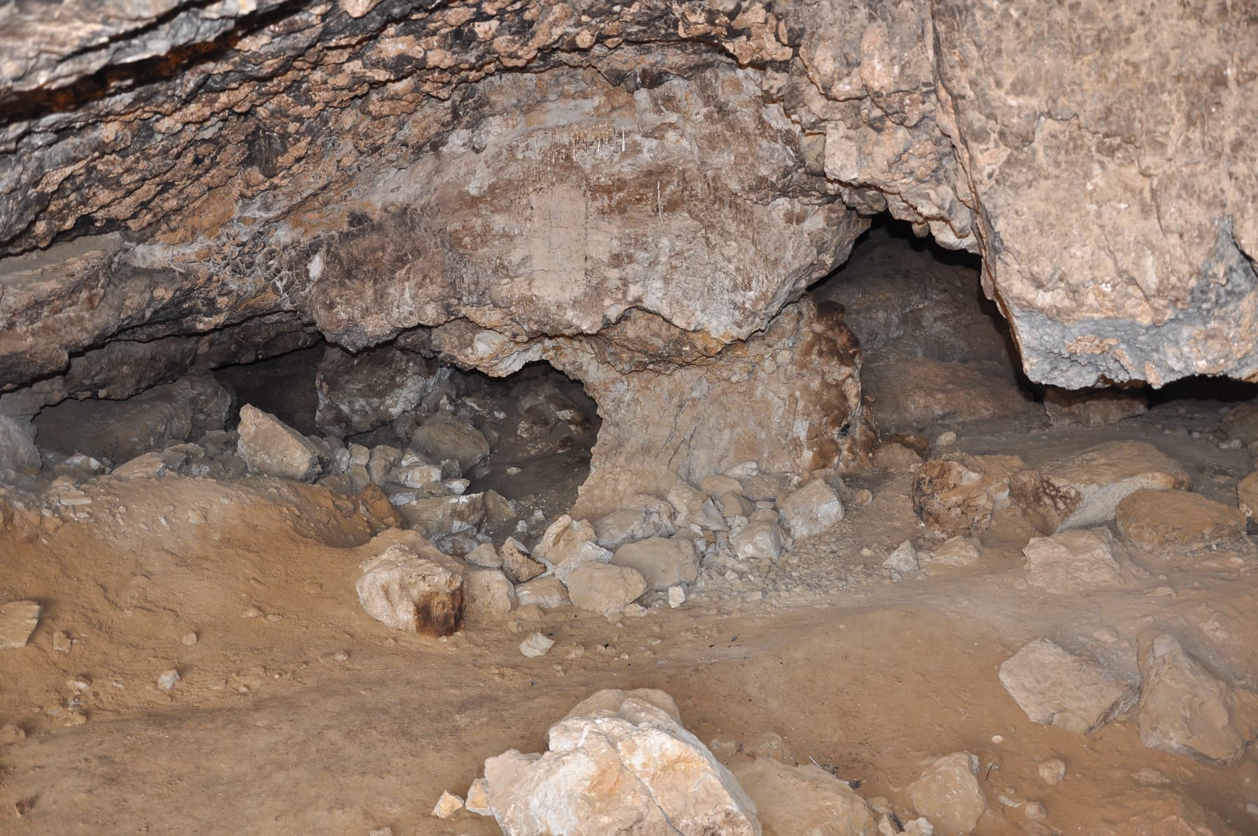 Cave 11 Interior