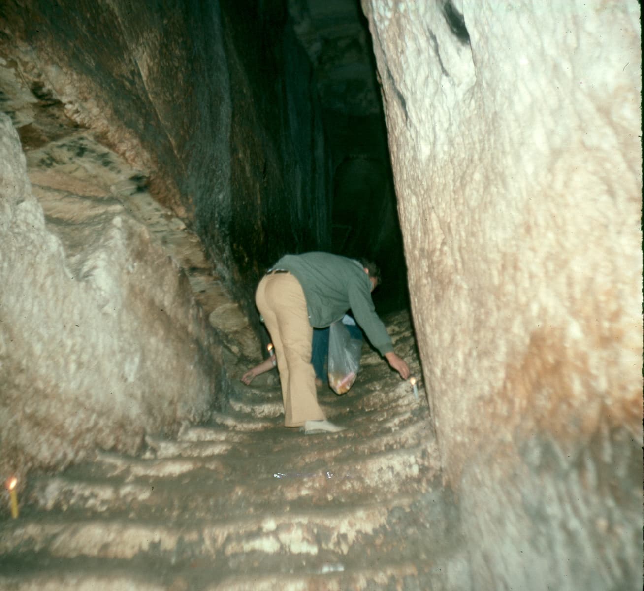 Diagonal Tunnel 2