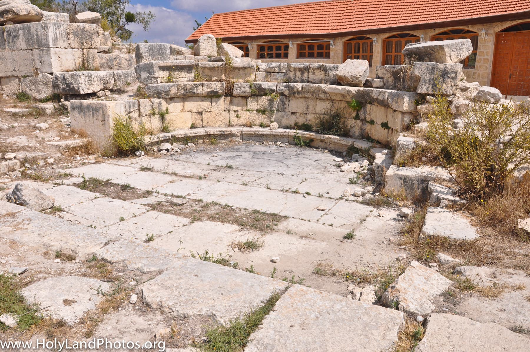 Exedra