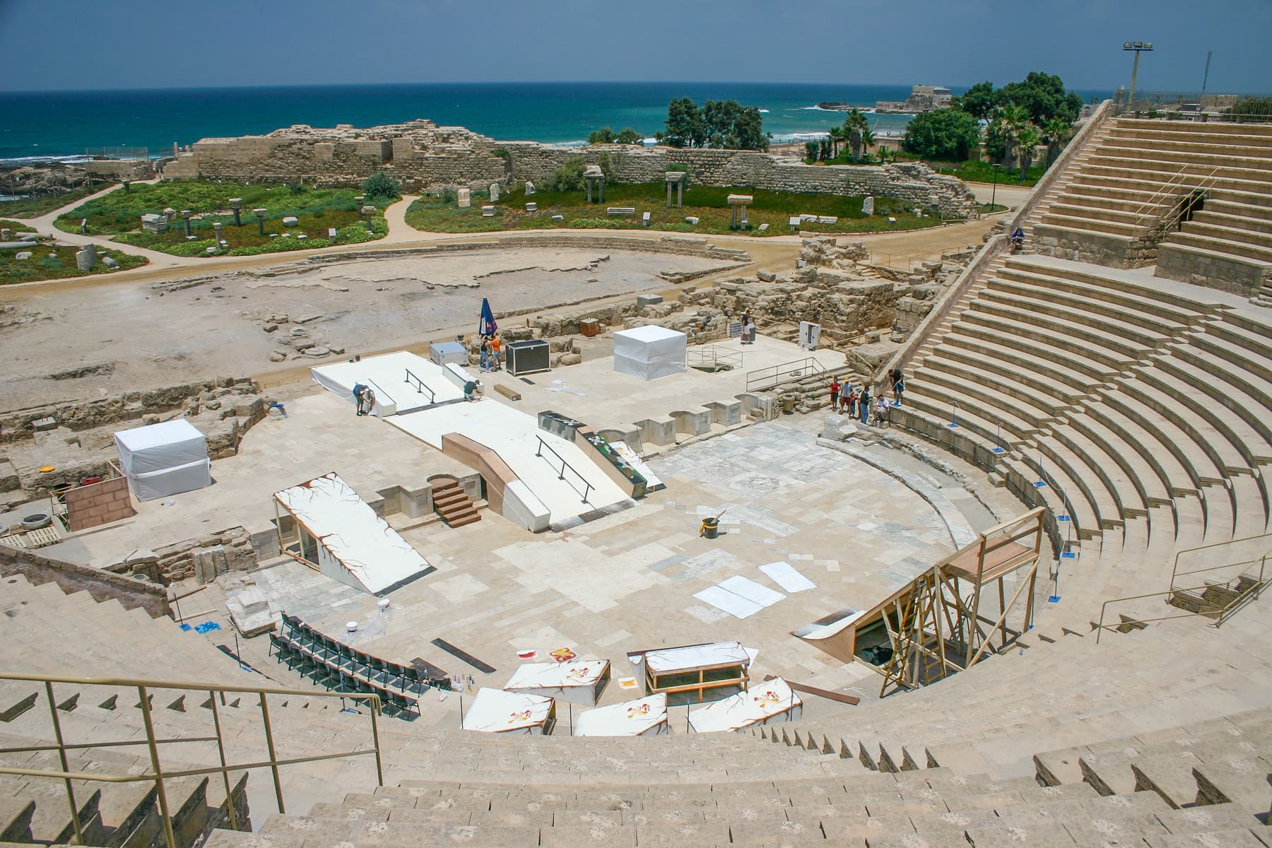 Theater Skateboarding