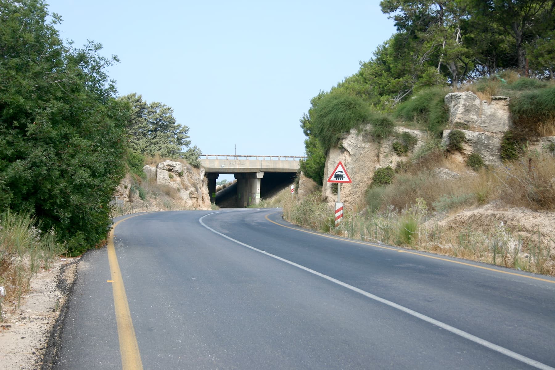 Cut Through Kurkar
