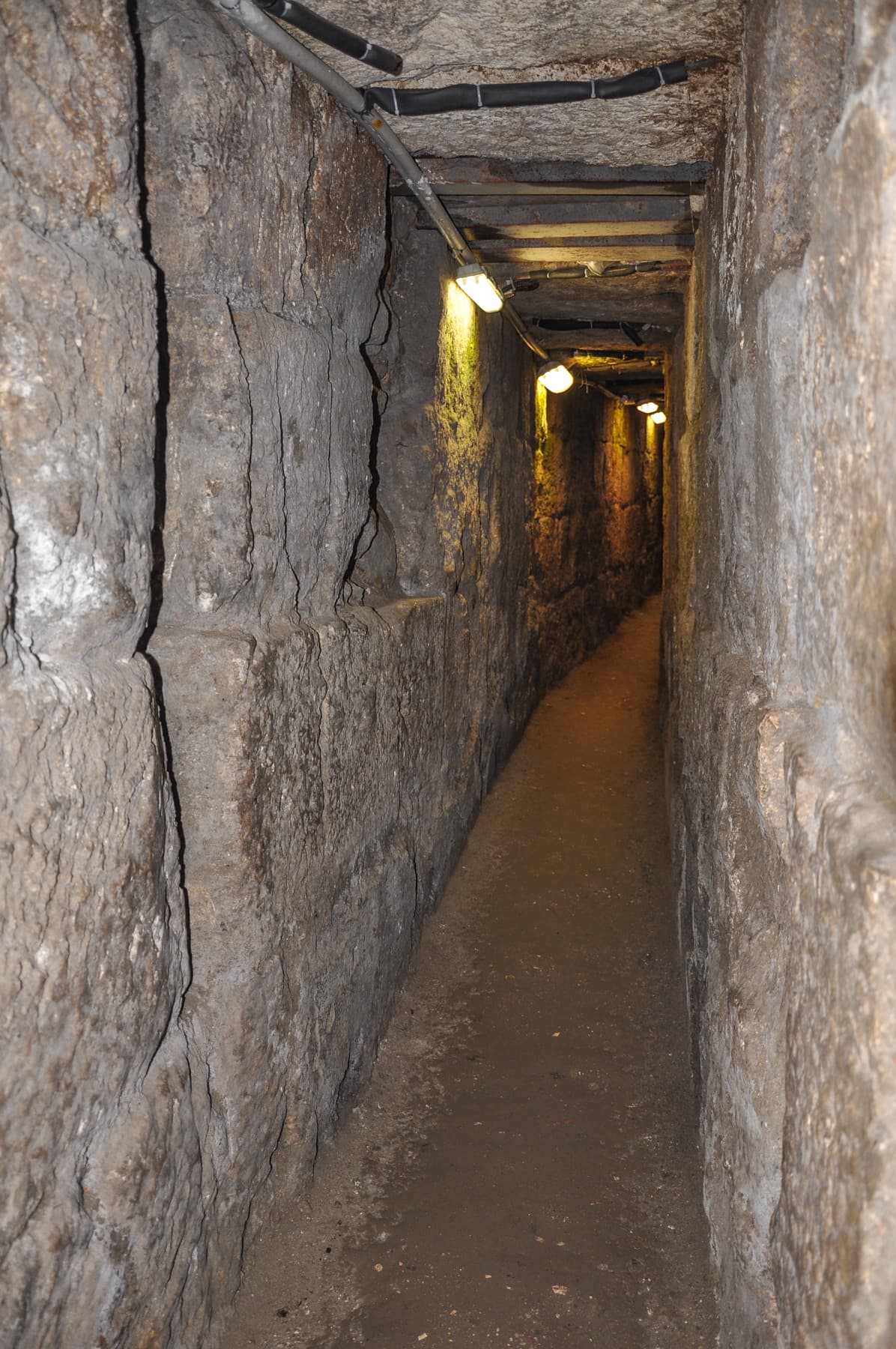 Tyropoean Drain 1