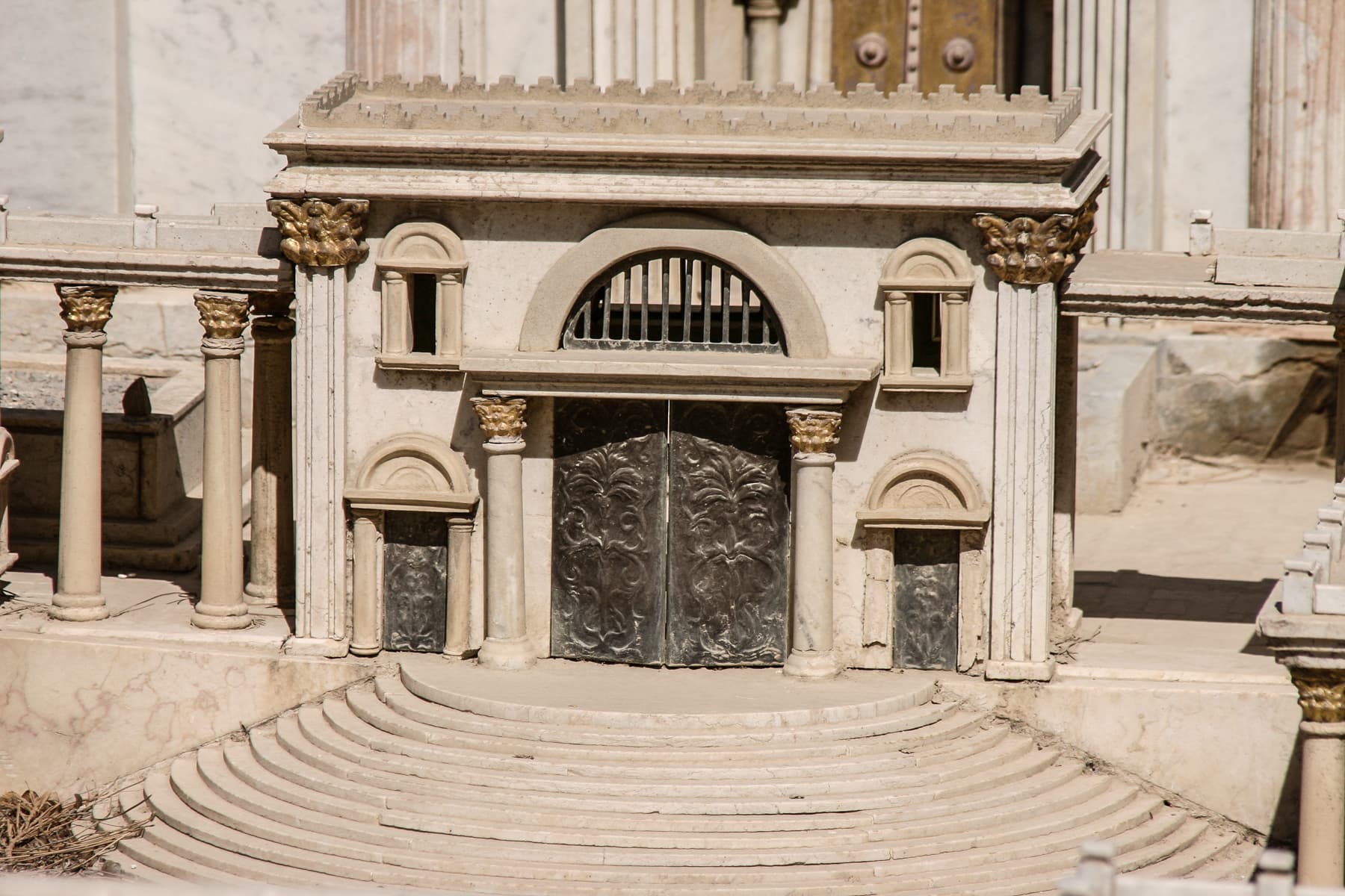 Nicanor Gate