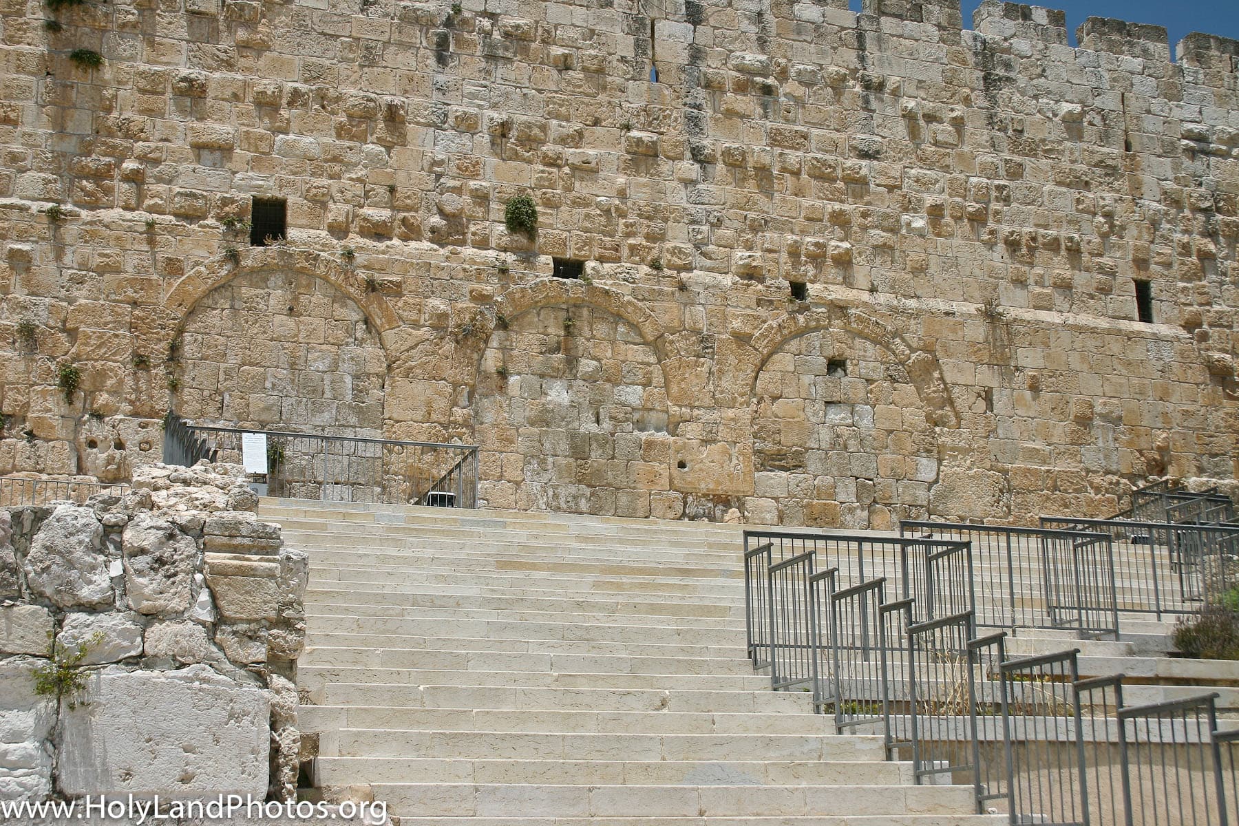 Triple Gate (General)