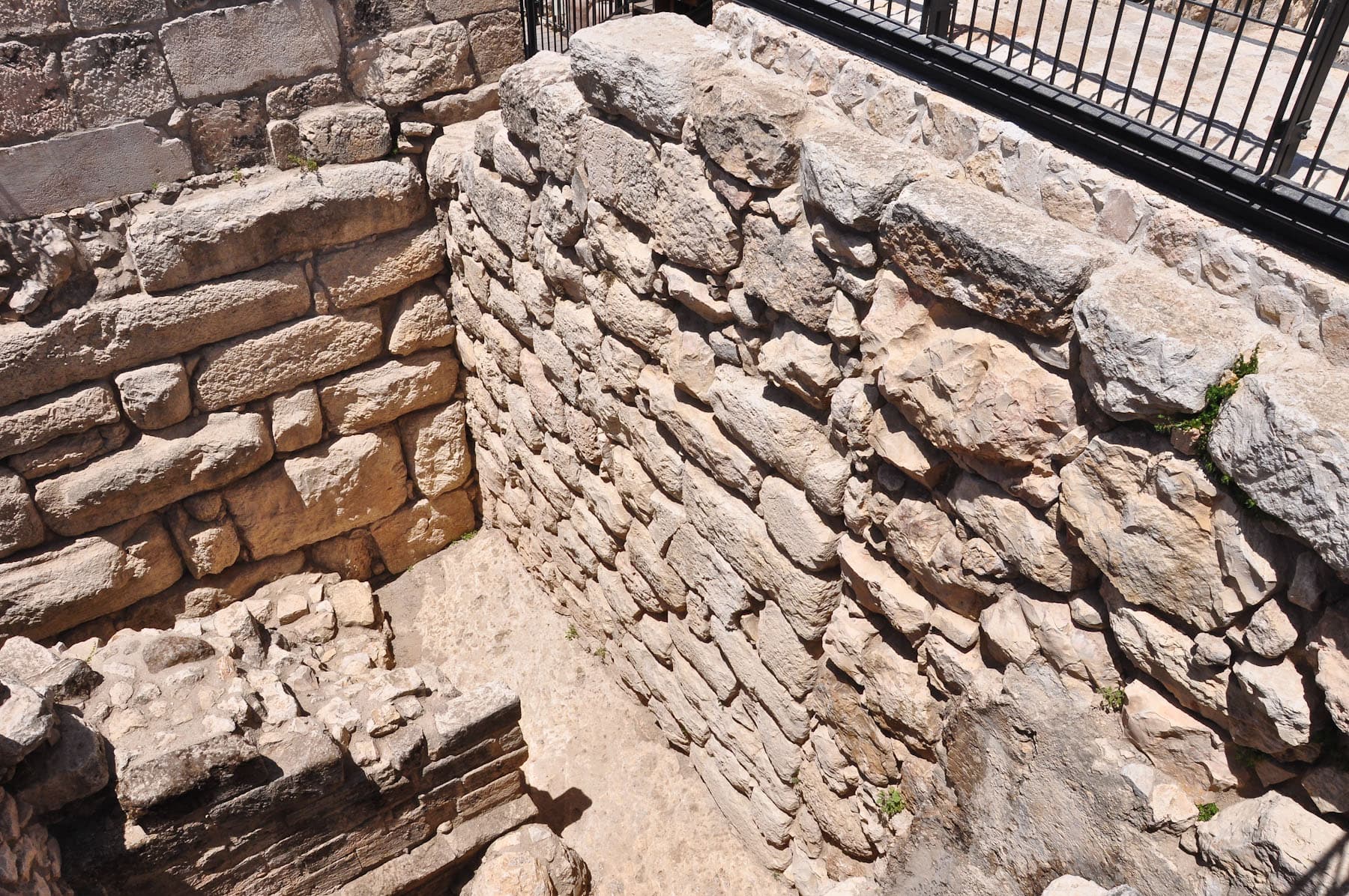 Junction of Walls