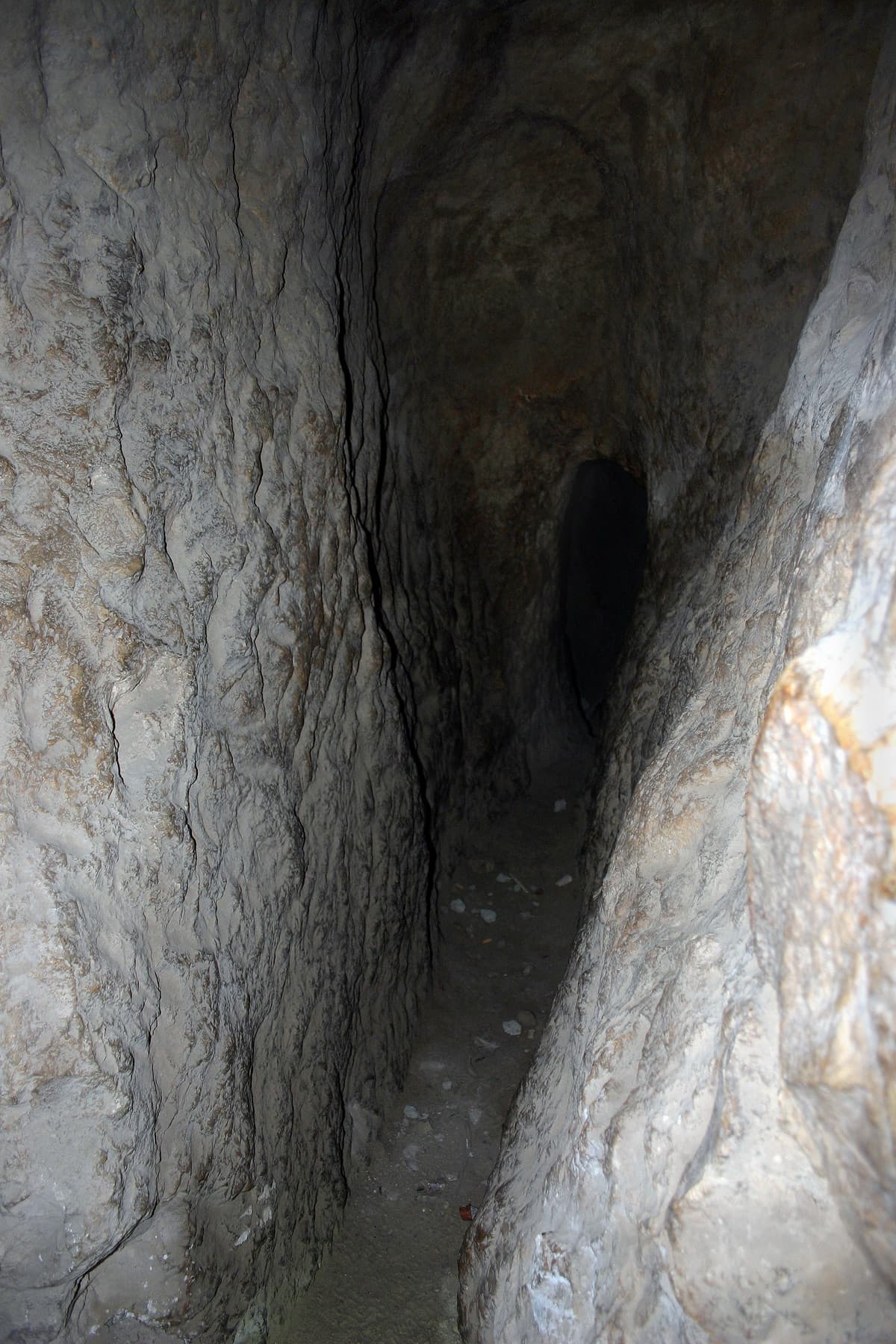 Tunnel III