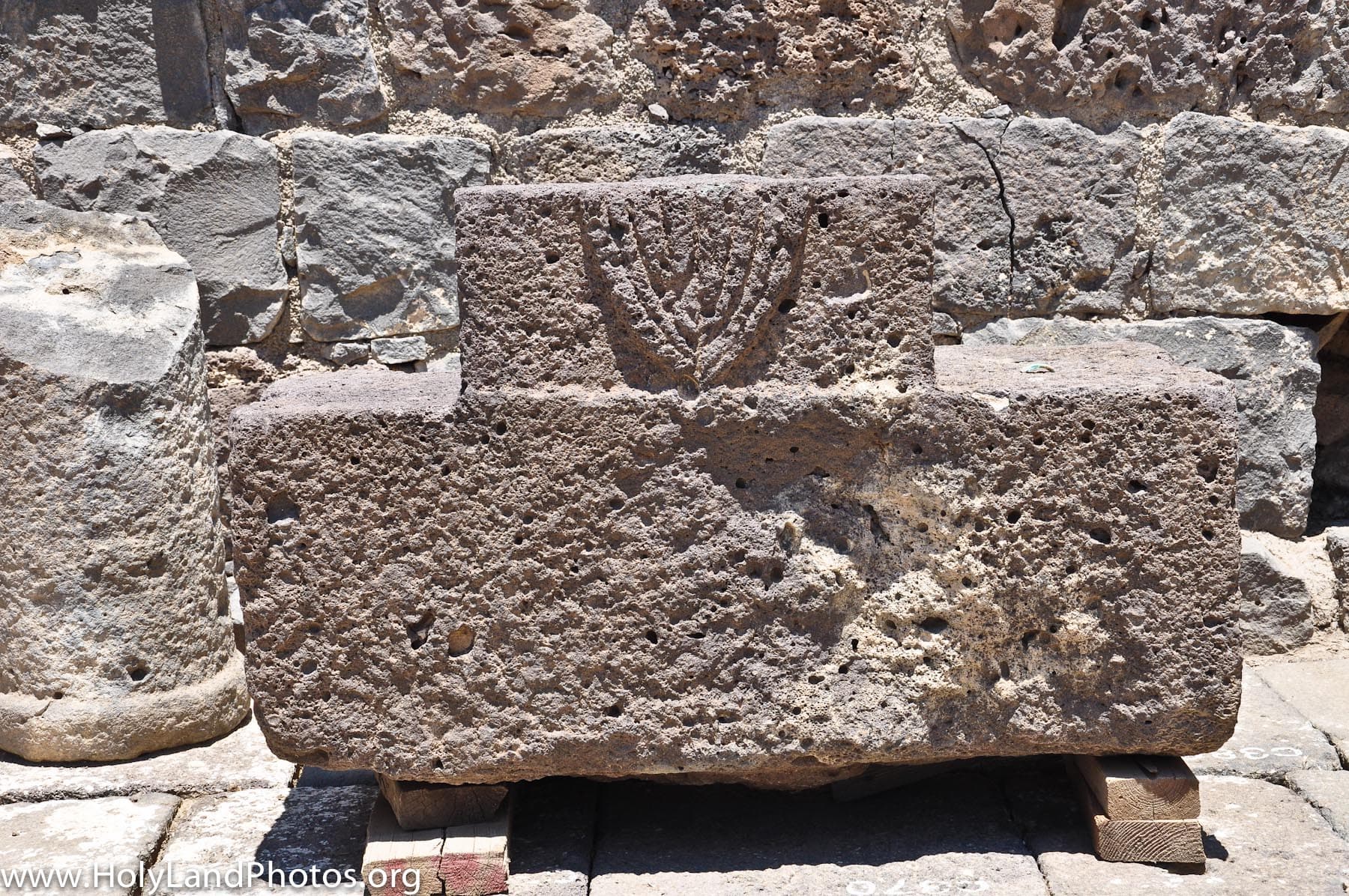 Menorah 3