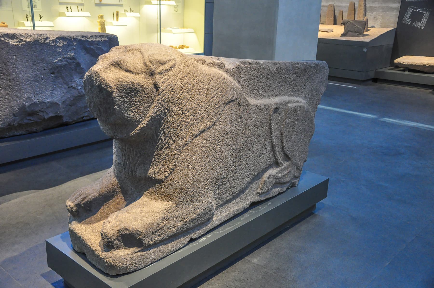 Basalt Lion 2