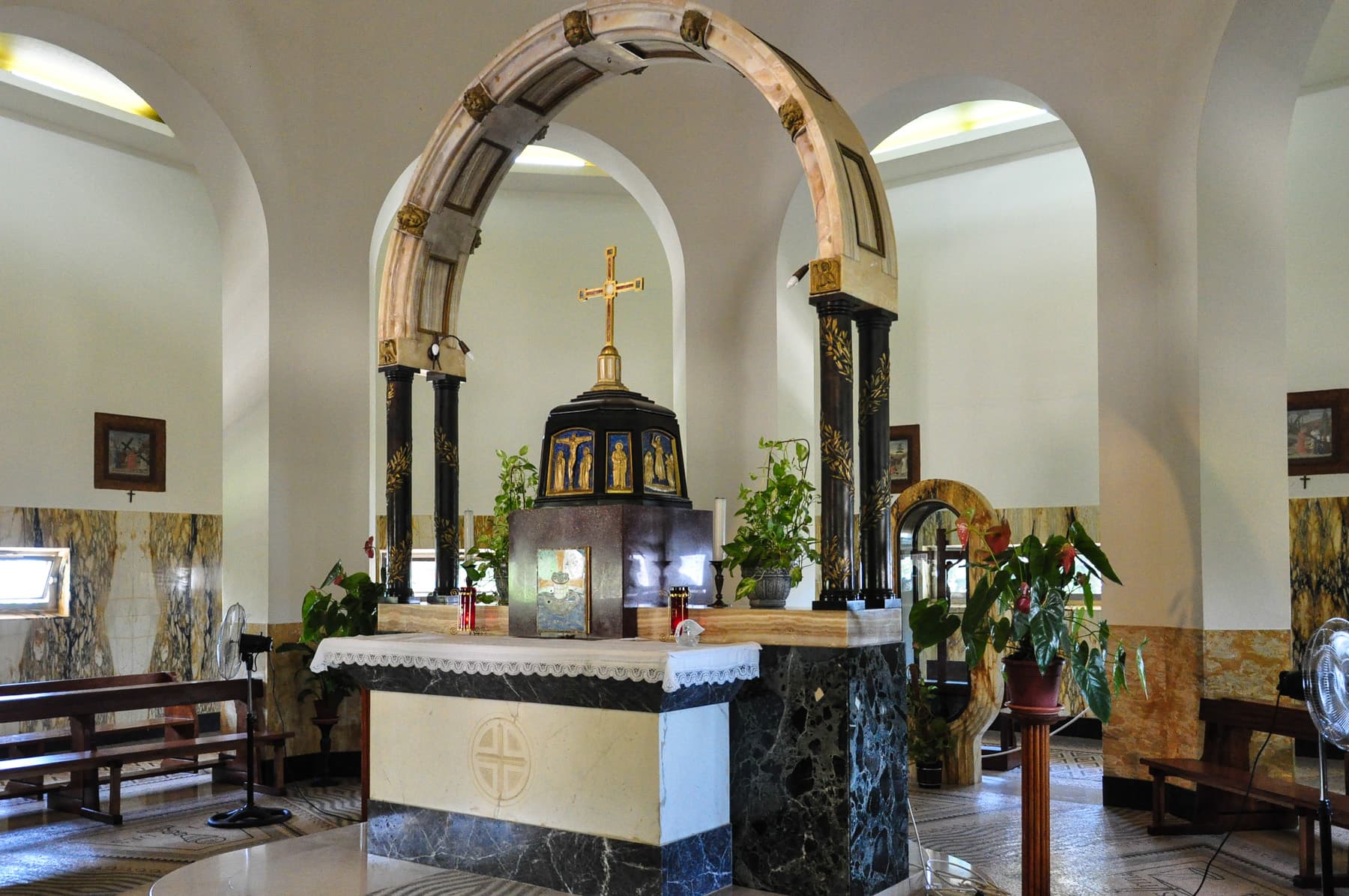 Altar
