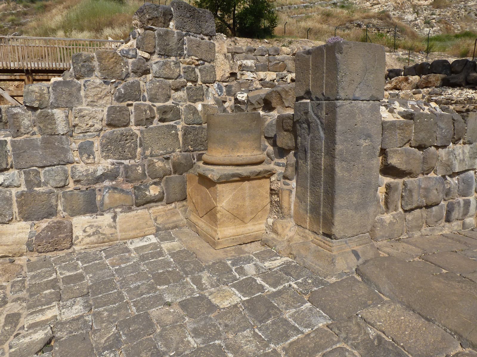 Gate Details