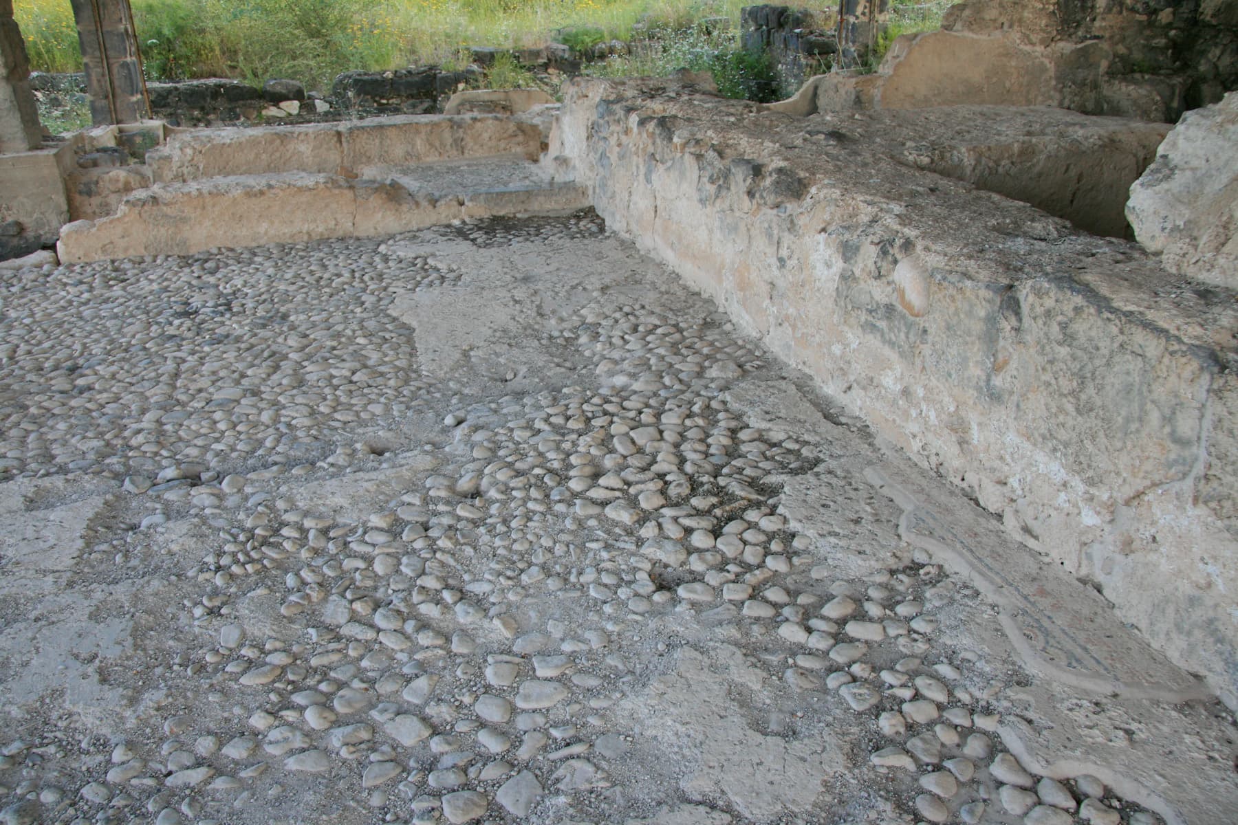 Pebble Floor