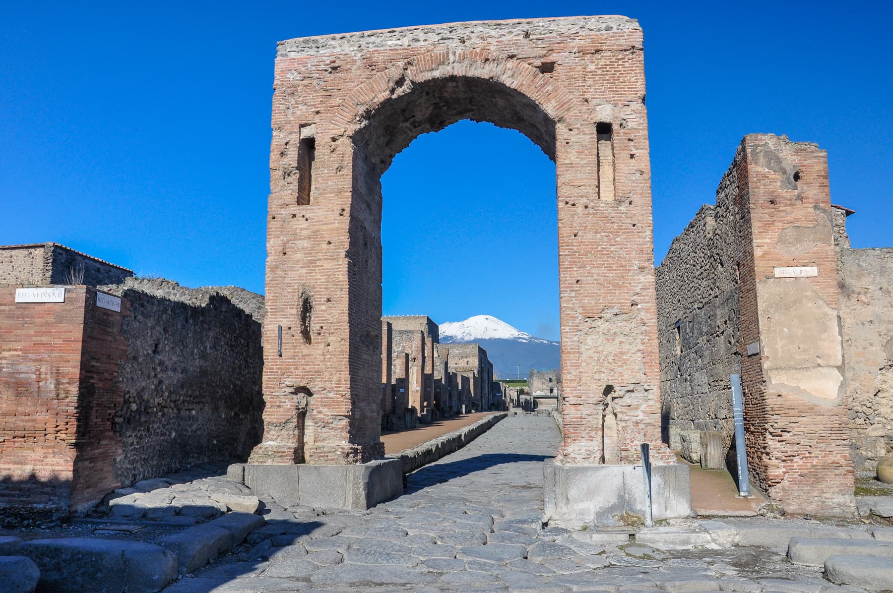 Arch of Caligula