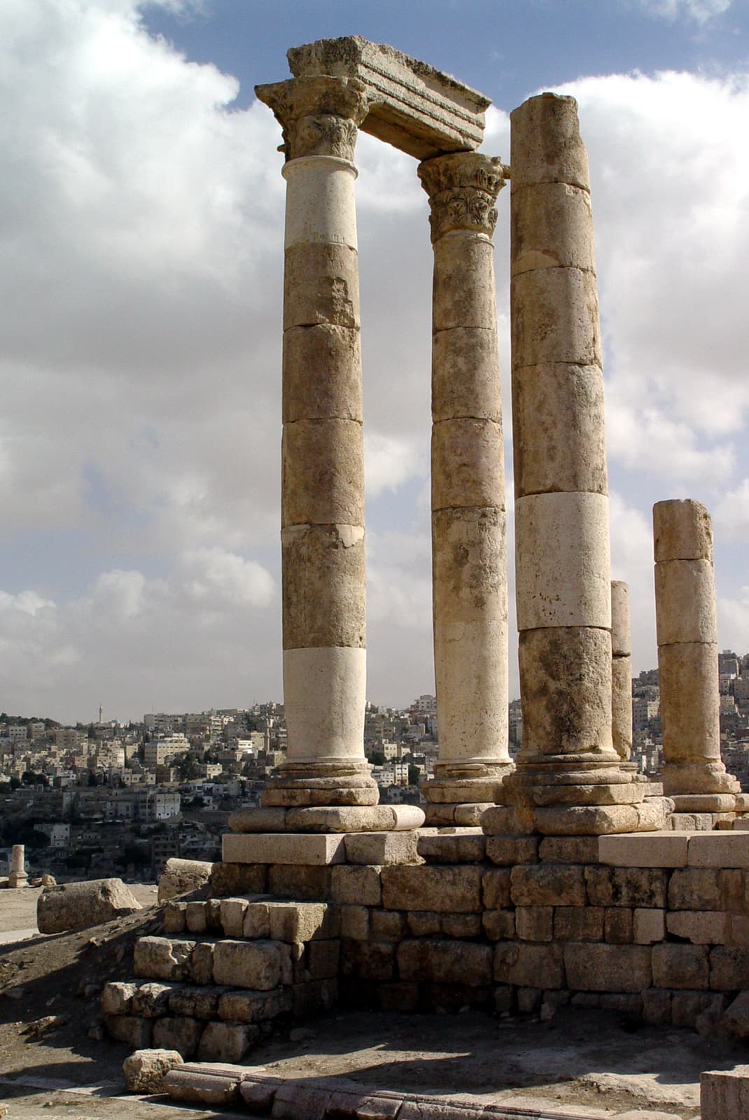 Columns (2)