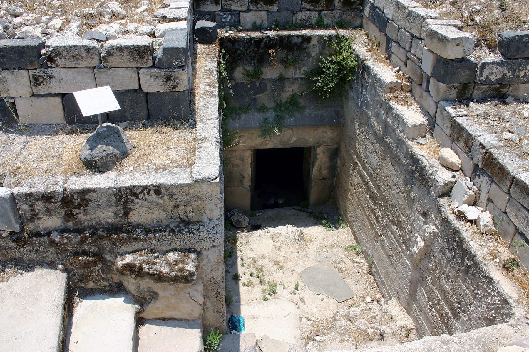 Tomb of Modestus
