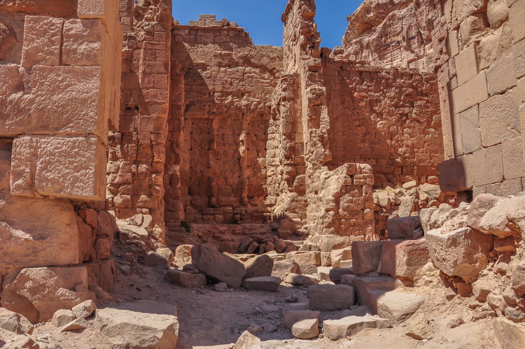 Qasr al-Bint Interior