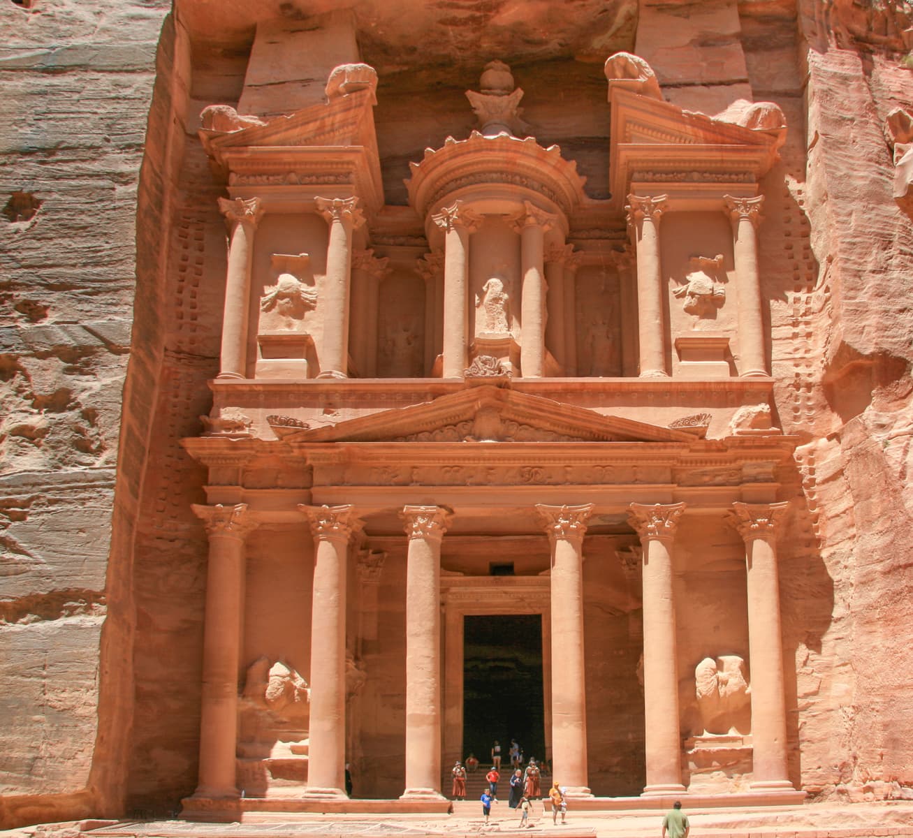 The Treasury (Khazneh) 2