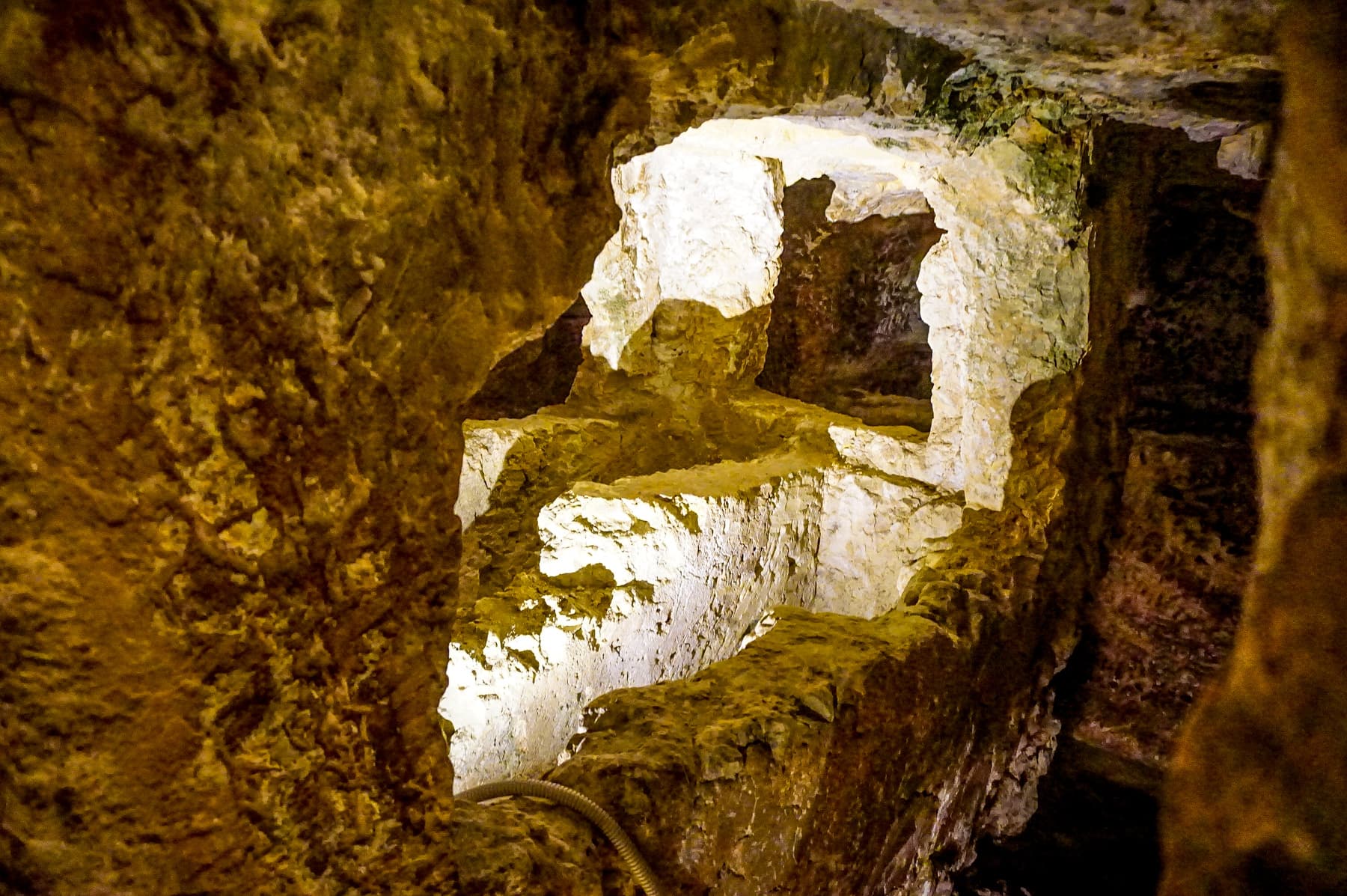 Catacomb 2