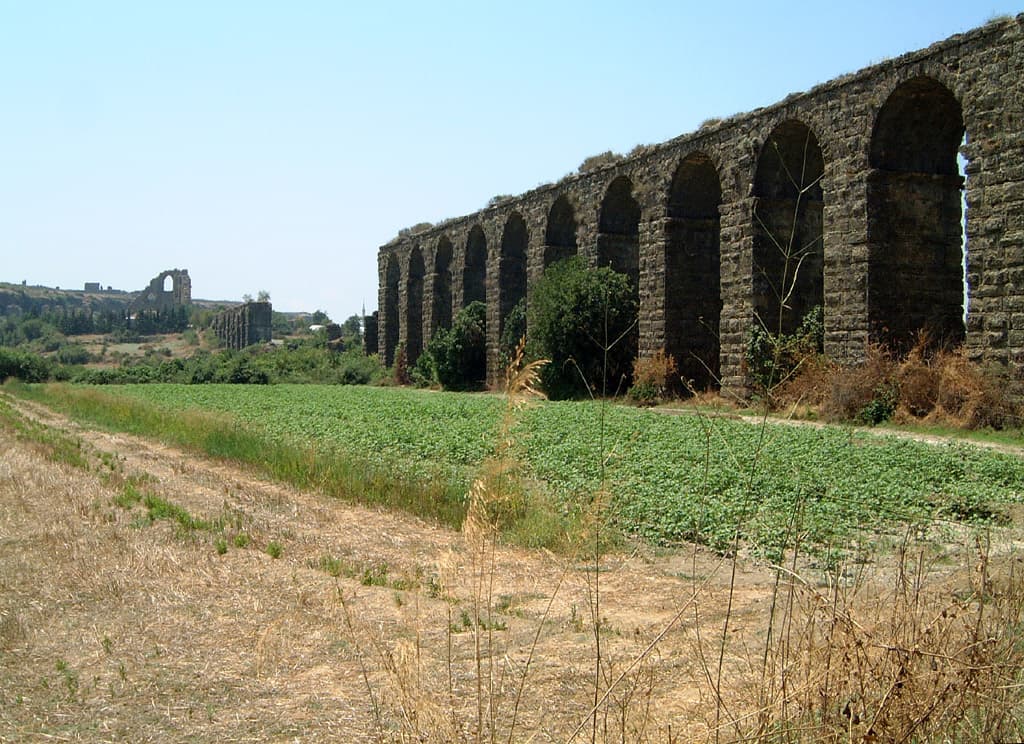 Aqueduct 4