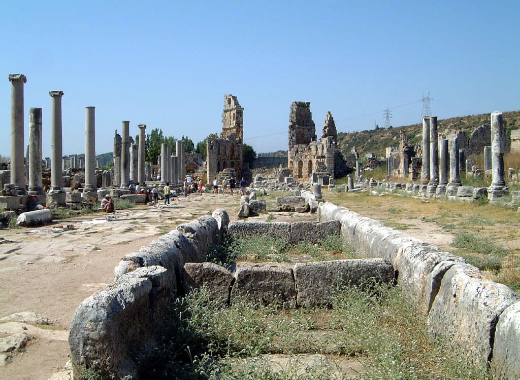 Main Street (Cardo)