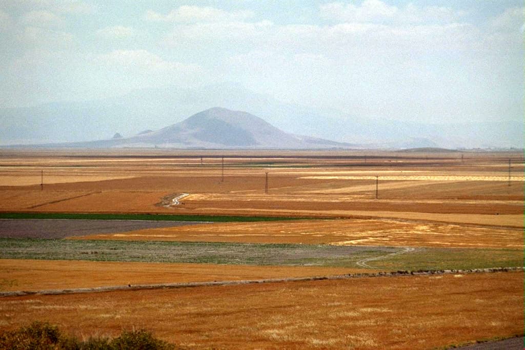Path to Lystra