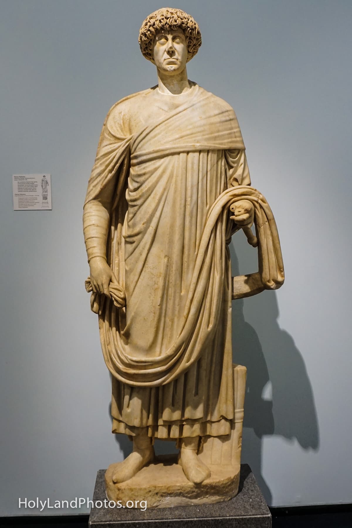 Governor Statue