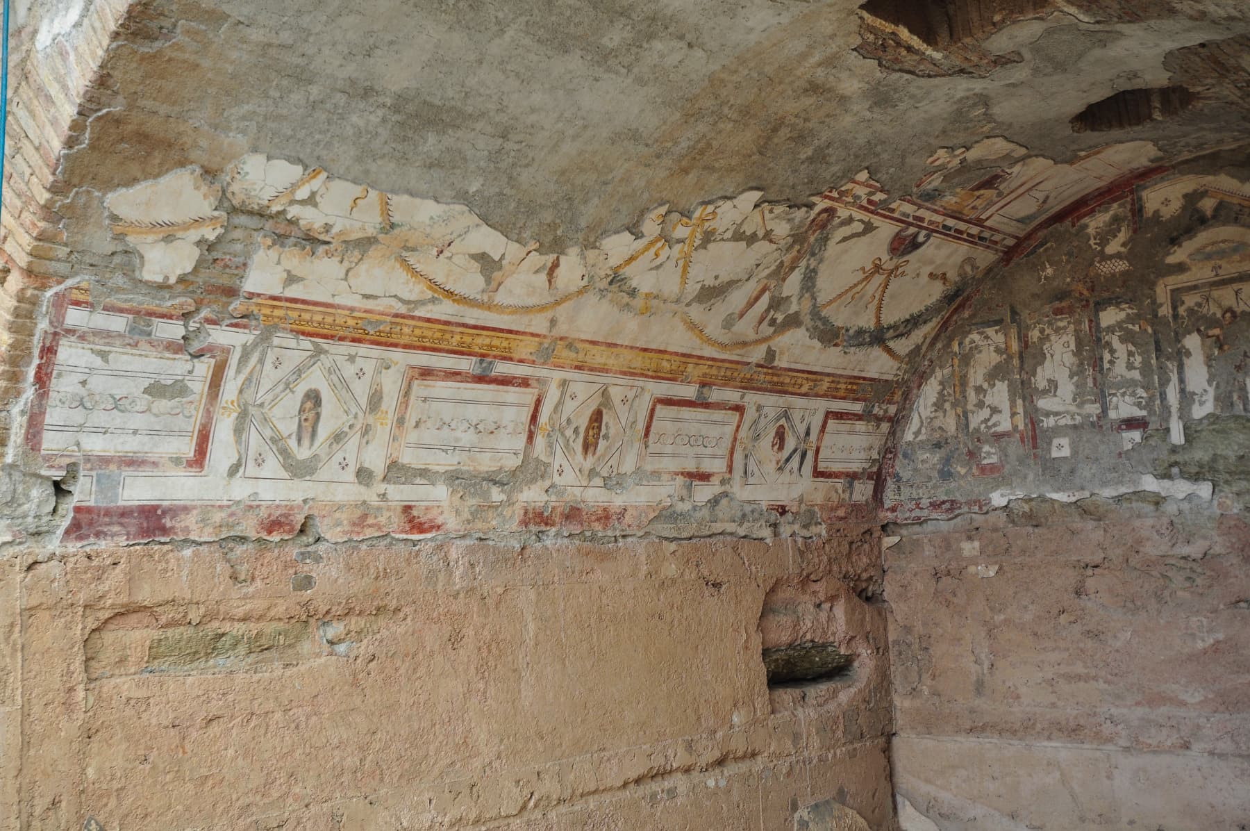 TH6  Reception Hall Fresco 1