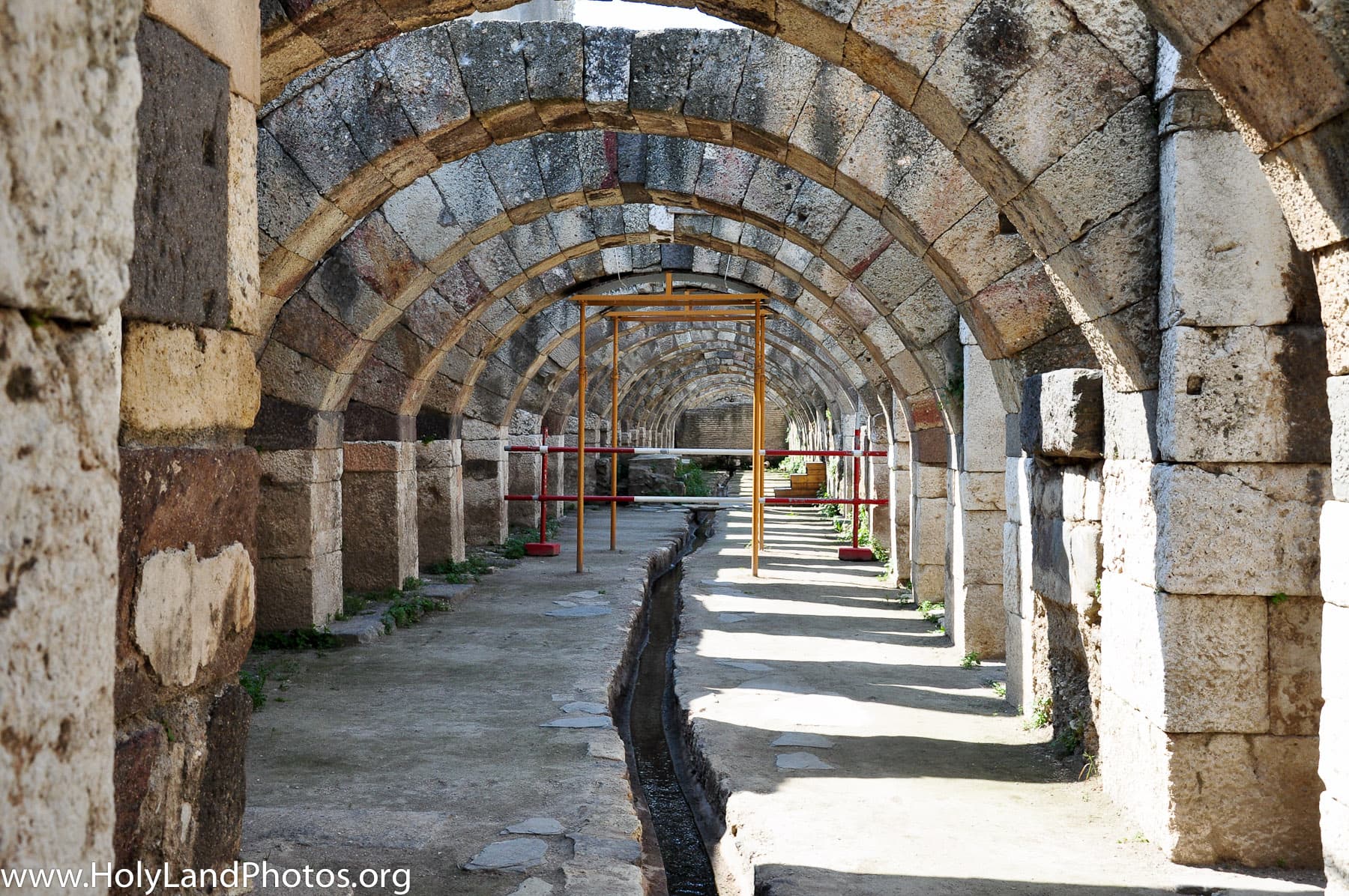 Underground Agora 3