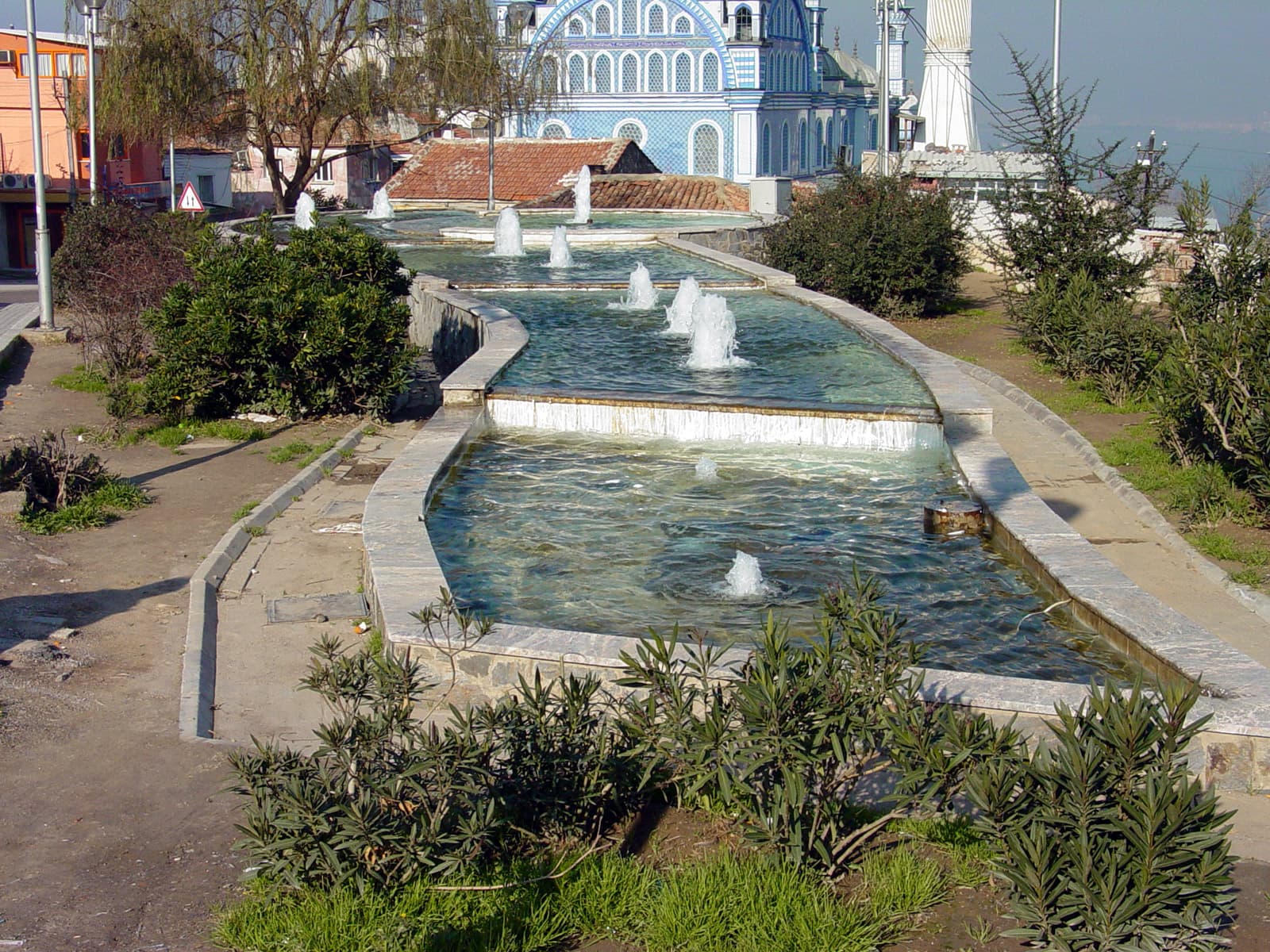Avenue & Water