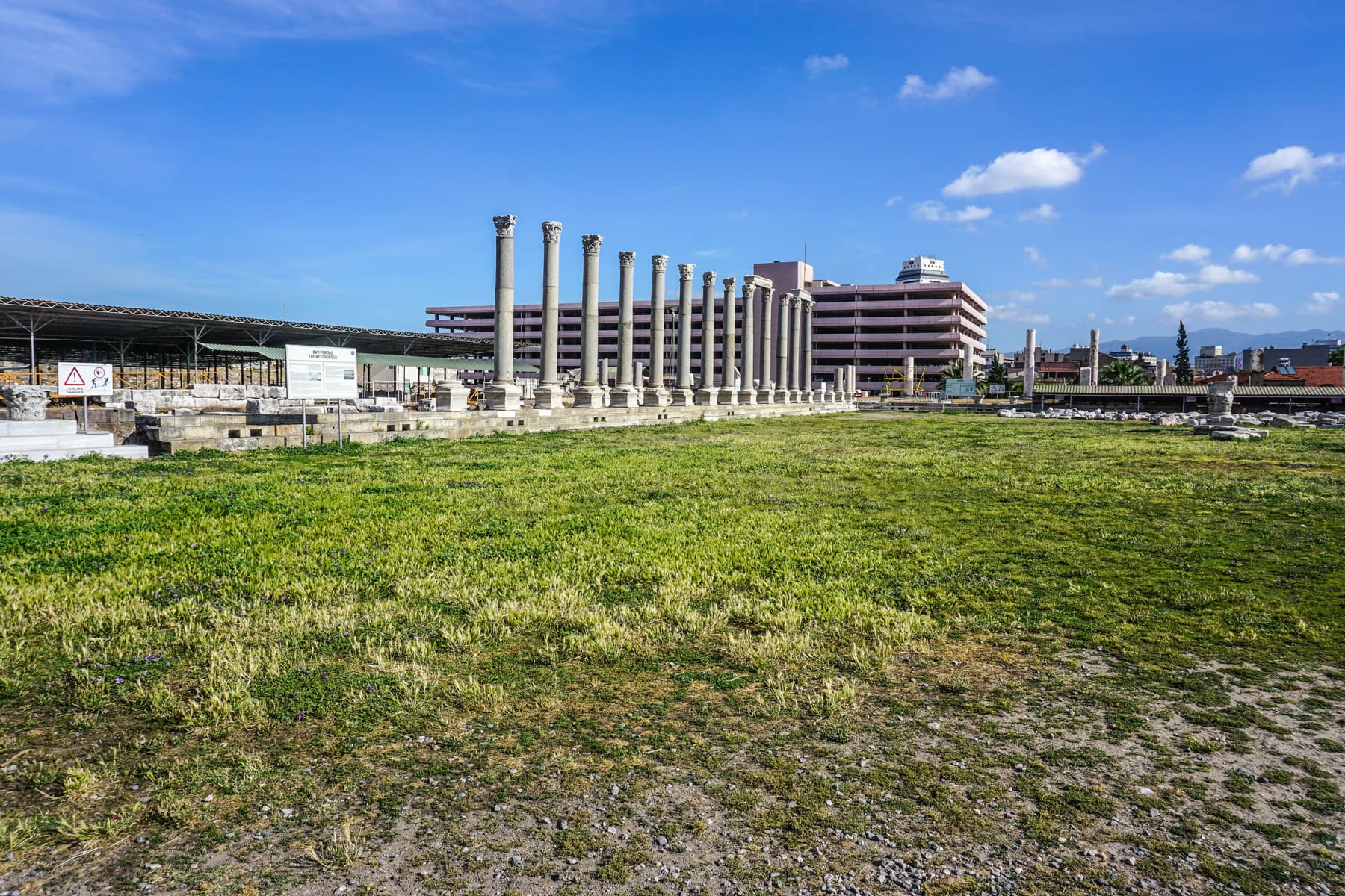 Agora