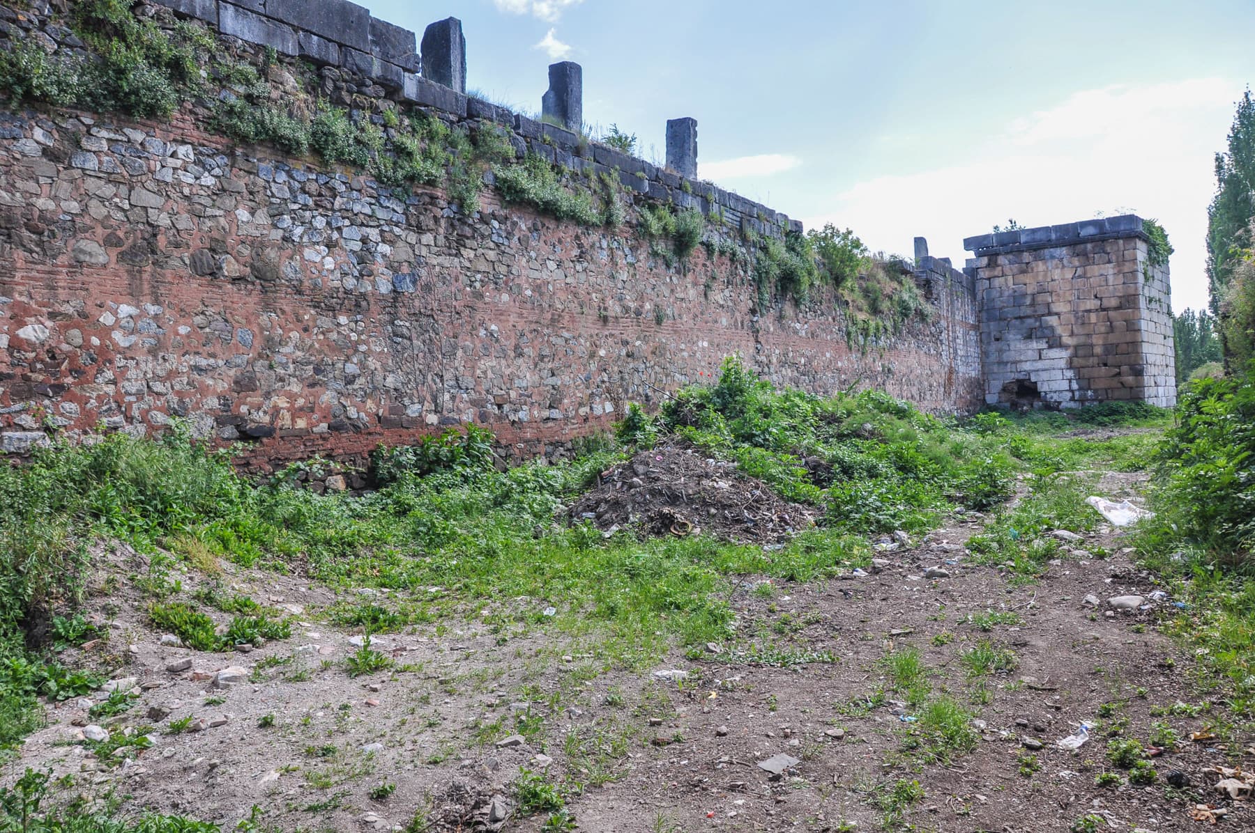 Wall of Nicea