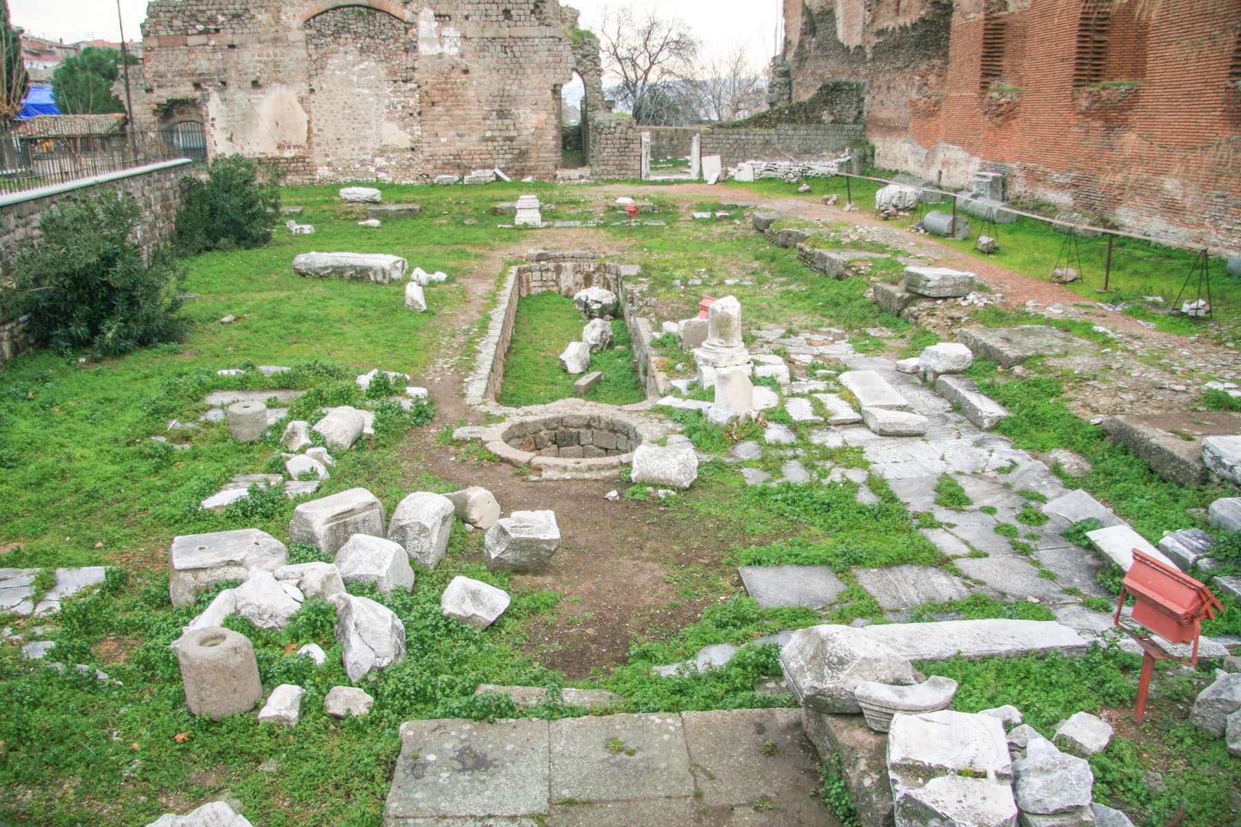 Red Basilica Pools