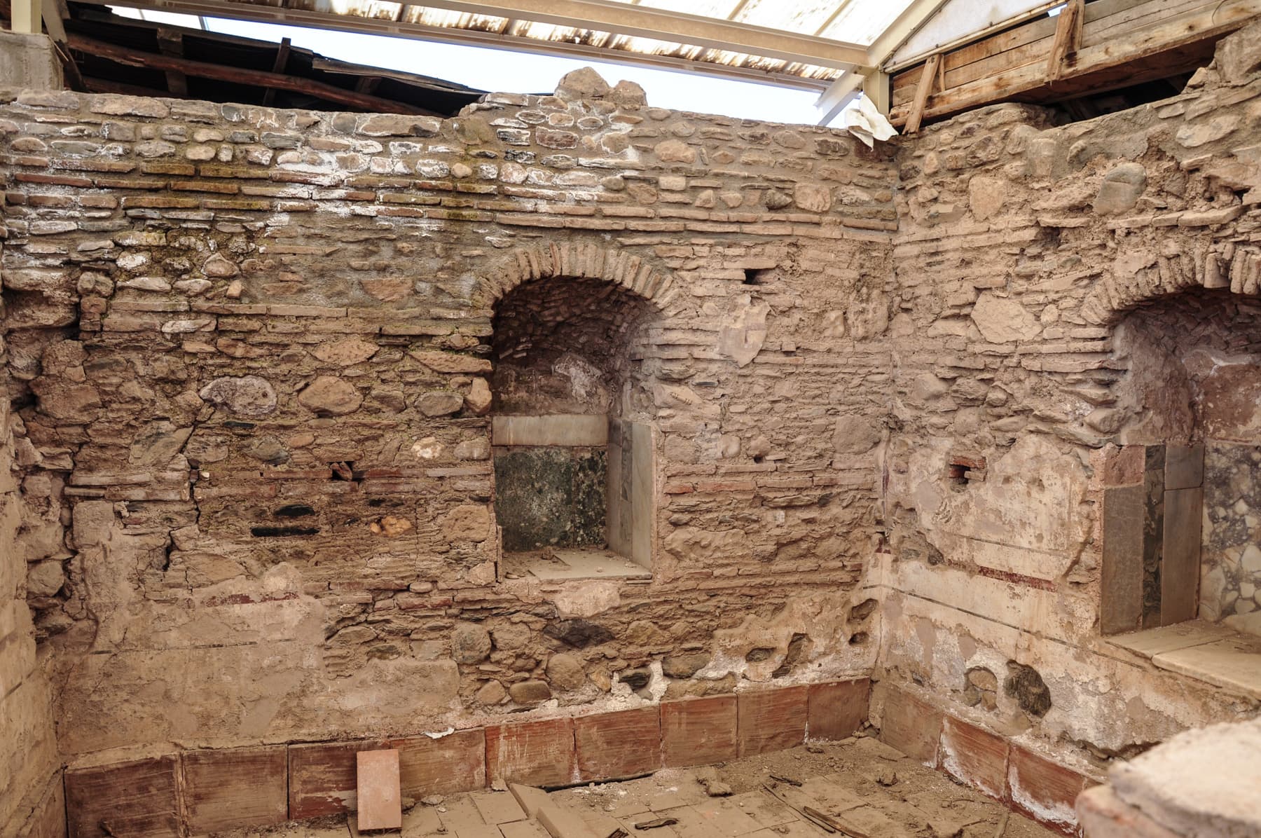 Roman Dwelling Niche