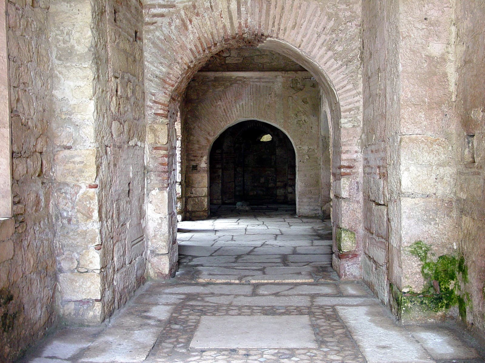 Narthex