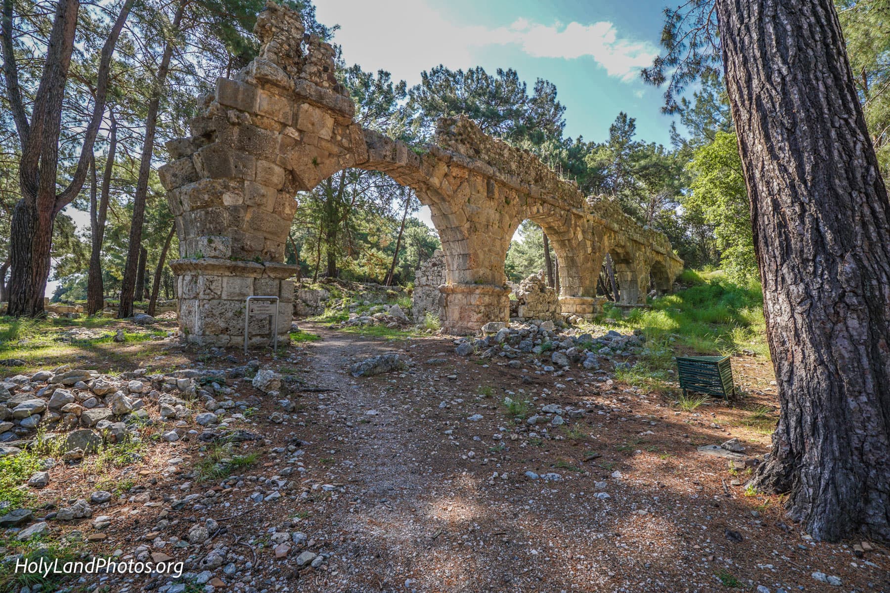 Aqueduct 1