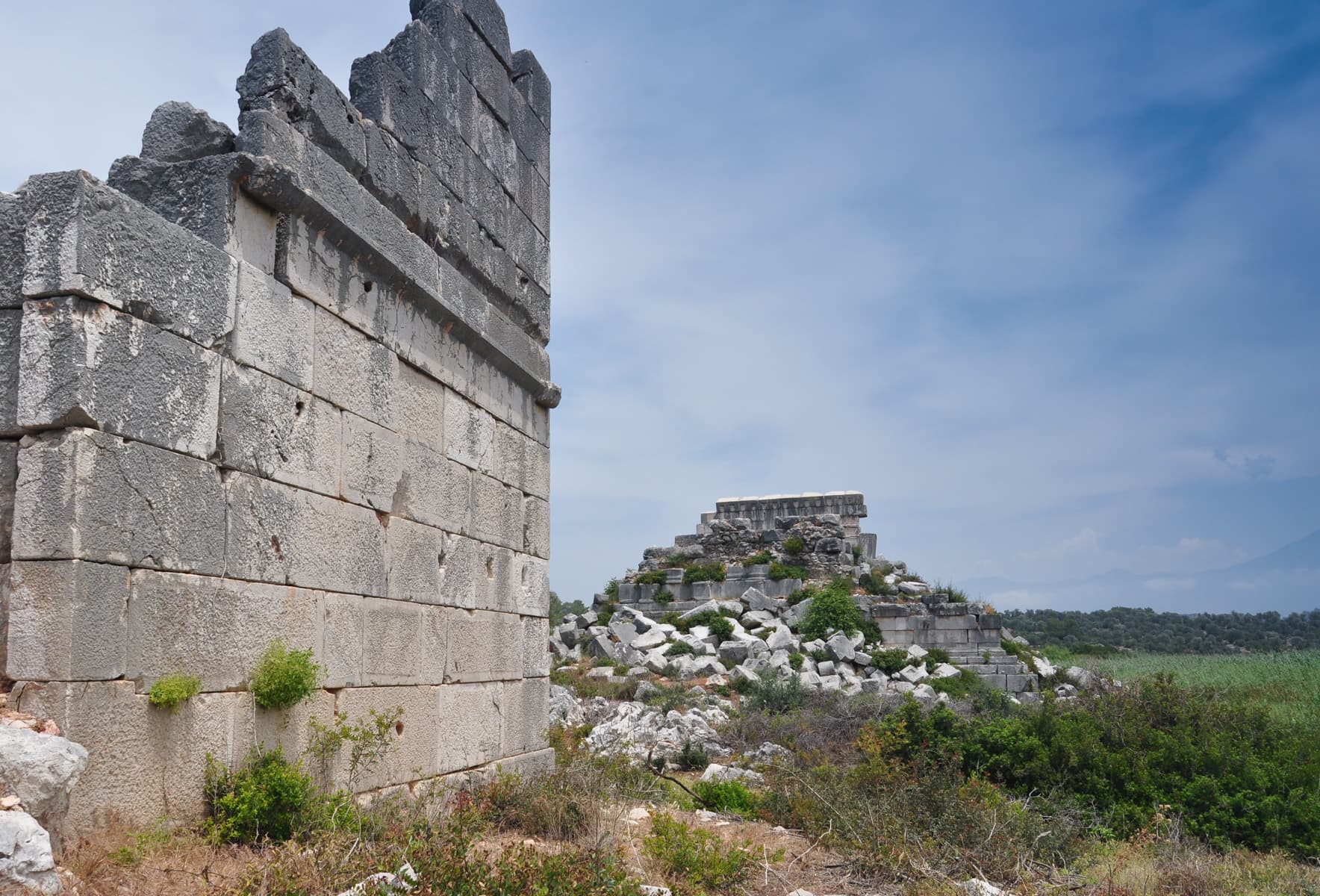 Temple–Tomb Area