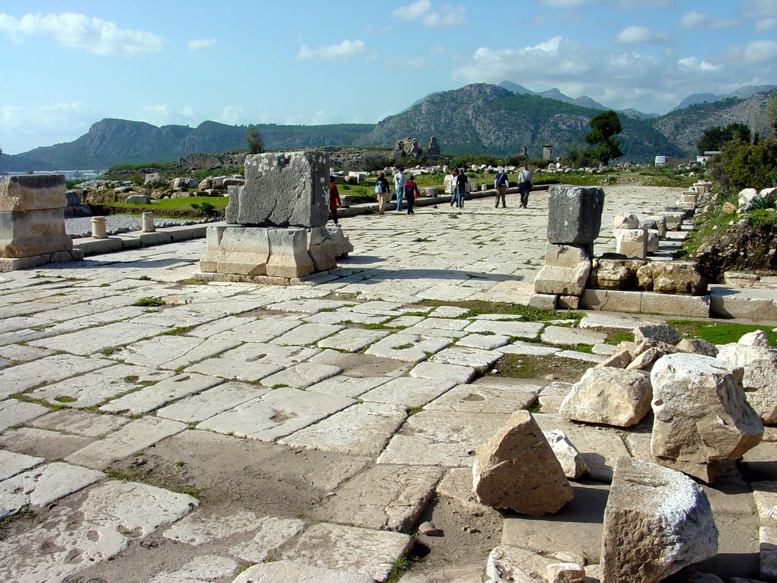 Roman Street 1