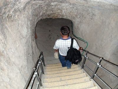 Diagonal Tunnel