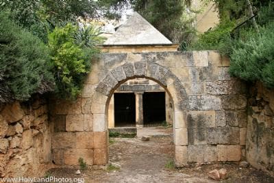 Jason's Tomb