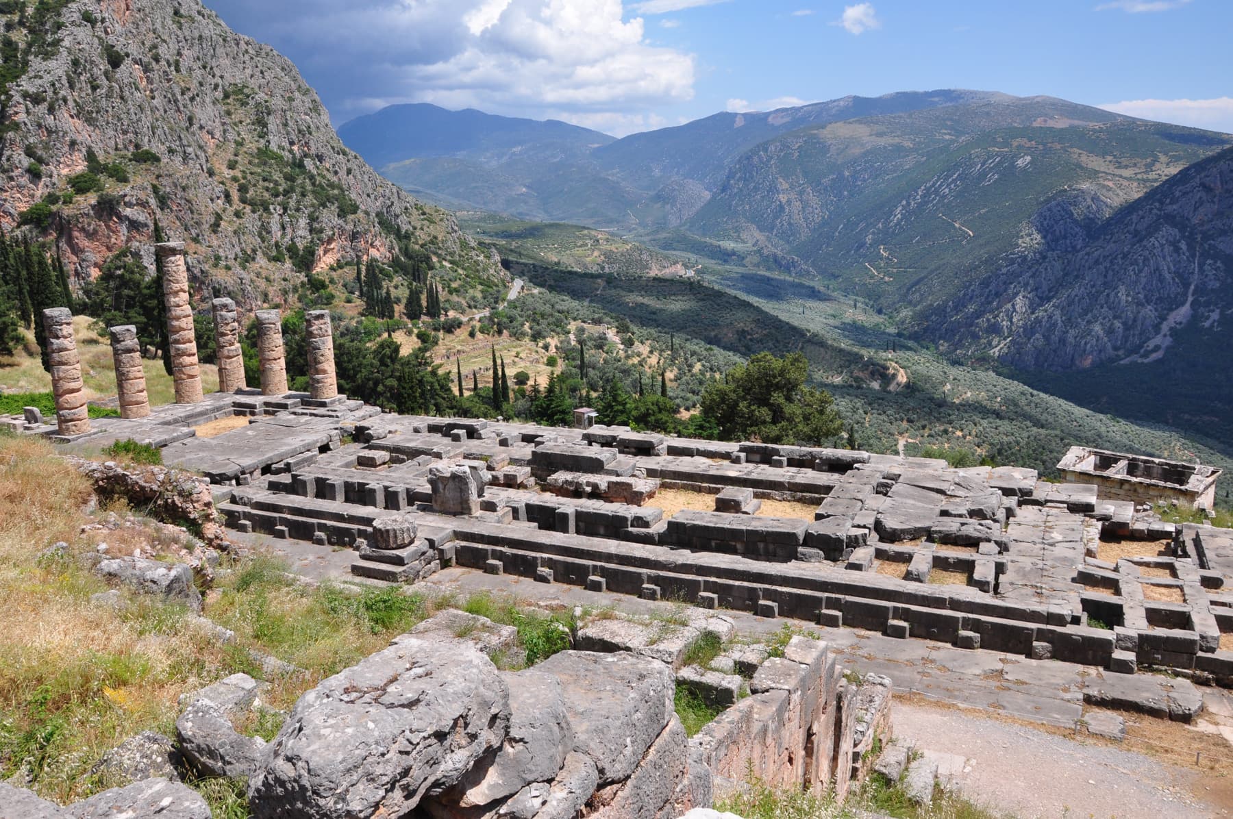 Delphi: Temple of Apollo