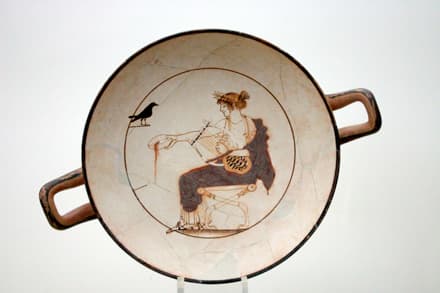 Delphi: Artifacts